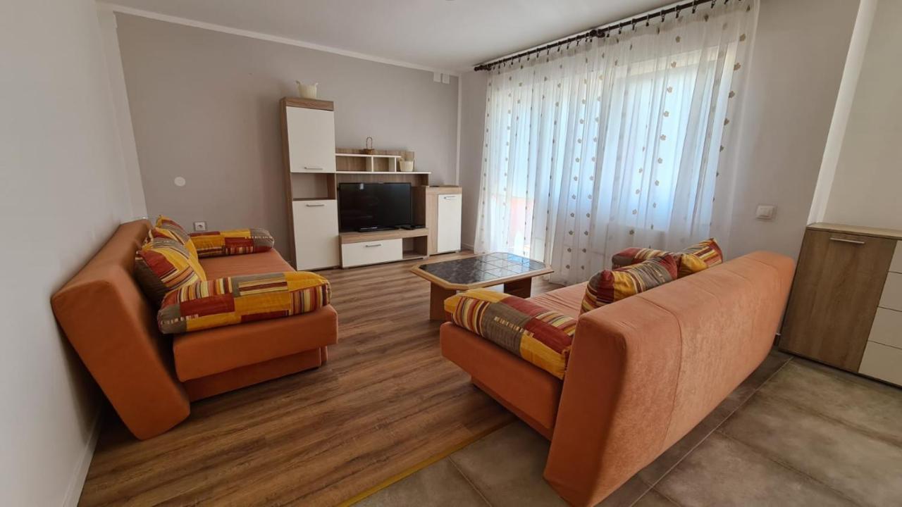 Apartments Dragica Porec Exterior photo