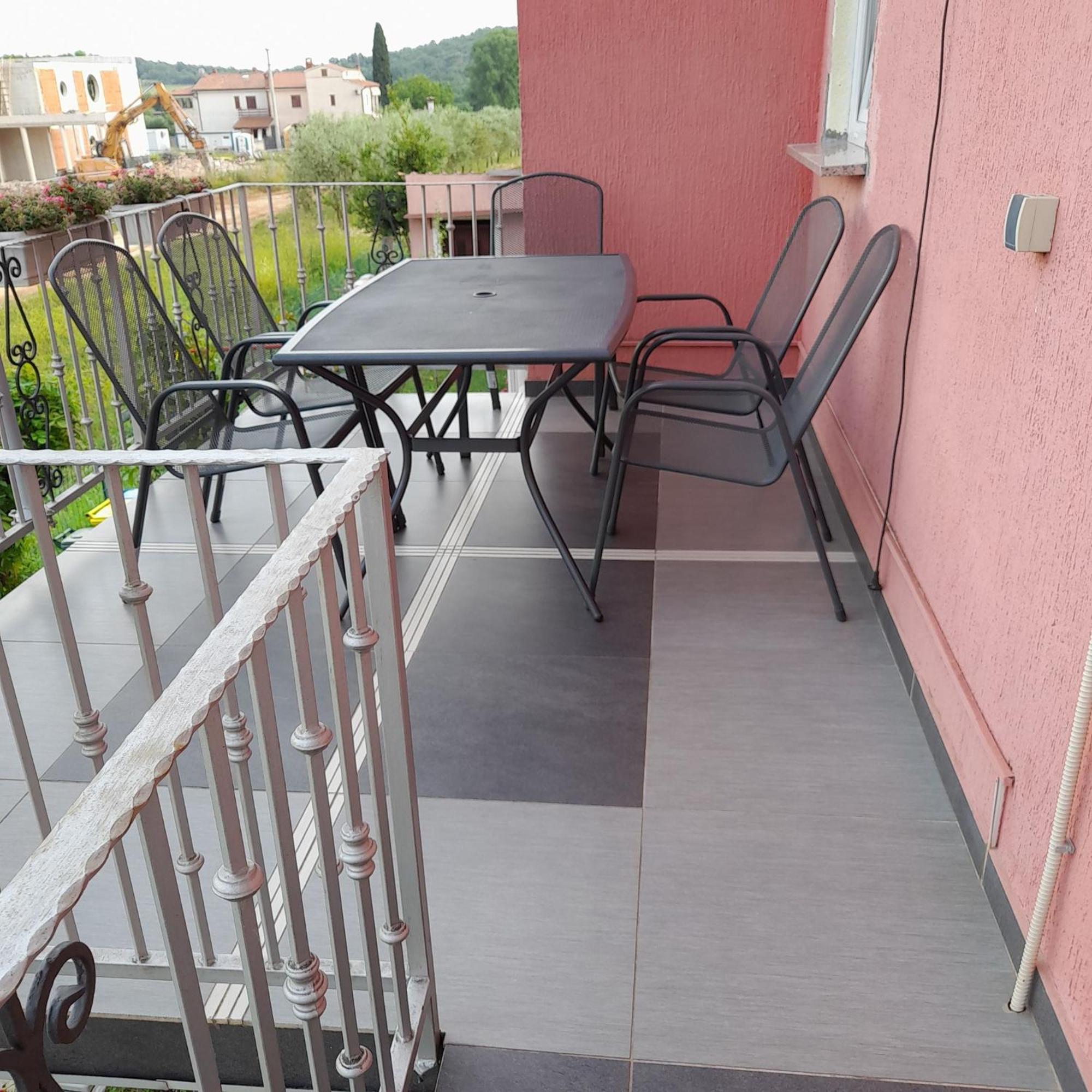 Apartments Dragica Porec Exterior photo